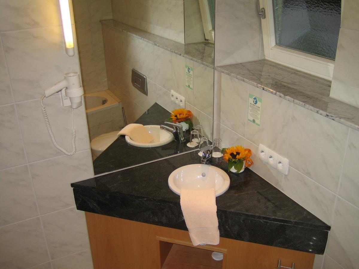Hotel Wasserfall Garni Oberndorf am Neckar Экстерьер фото